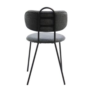 chaise moderne grise rembourrée